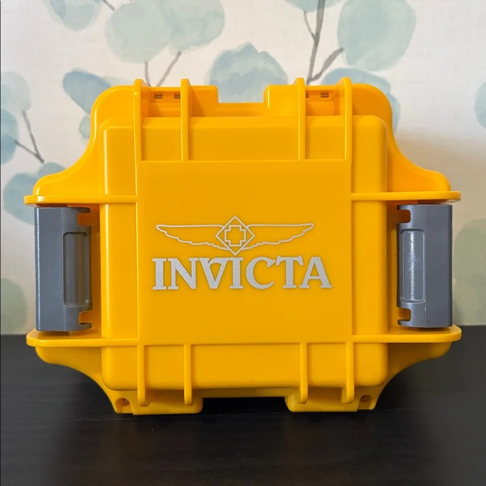 Invicta 1-Slot Dive Impact Watch Case Yellow
